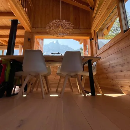 Semi Detached For 8 With Balcony & Garden בקתה שאמוני