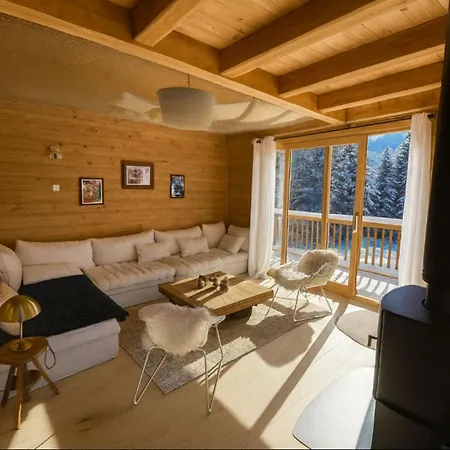 Chalé A Beautiful With A Terrace And Garden Chamonix